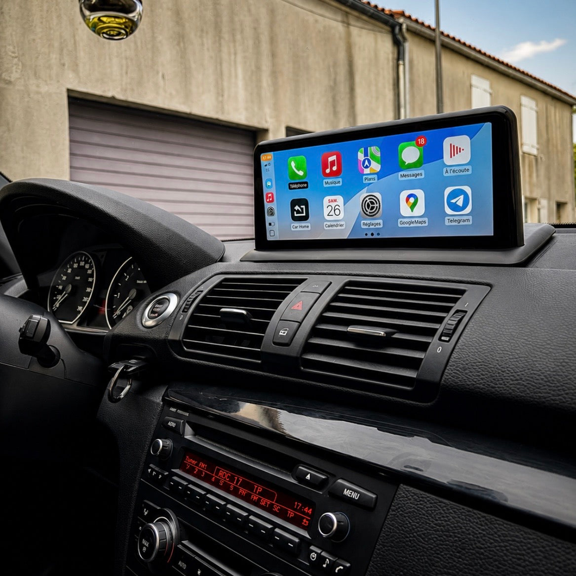 Installation Apple CarPlay et Androïd Auto sur votre BMW Série 1 E81/E82/E87/E88 (2004-2011) avec écran d'origine